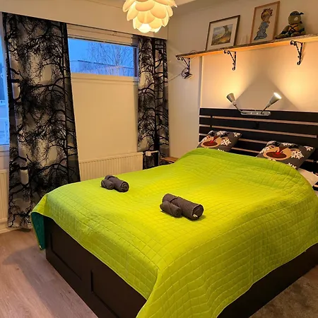 A One-bedroom Near Downtown